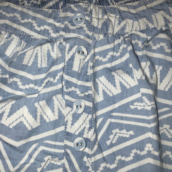 Skirt - Picture 2 of 3